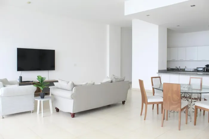 Apartamento 4 recámaras en Waters on the Bay, Avenida Balboa — 2