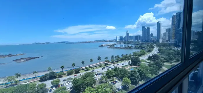 Apartamento amoblado 1 recámara en Bayfront, Av. Balboa — 2