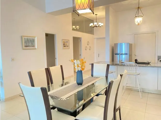 2-Bedroom Apartment in Waters on the Bay, Avenida Balboa — 2