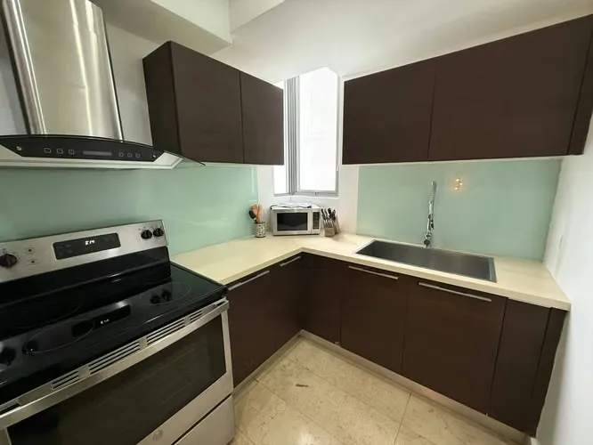 2-Zimmer-Wohnung im PH Yoo, Avenida Balboa — 4