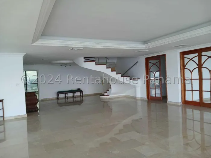 Cobertura 5 quartos em Torres Miramar, Avenida Balboa — 4