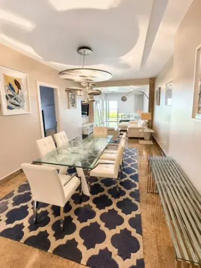 Apartamento amoblado en yoo panamá, avenida balboa, con 167 m², 2 recámaras y vista al mar. inclu