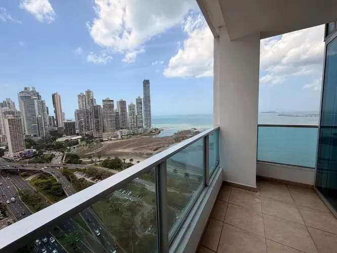 Apartamento amoblado 1 recámara en Bayfront Tower, Av. Balboa — 2