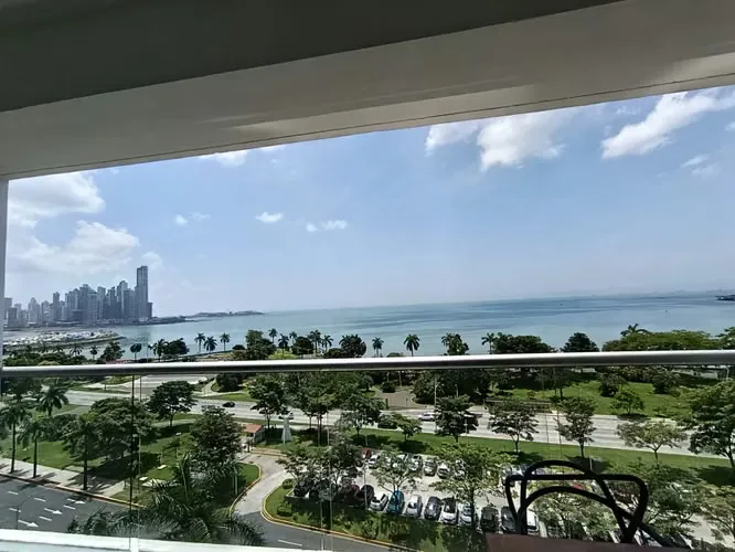 Apartamento mobiliado com 2 quartos no Rivage, Avenida Balboa — 2