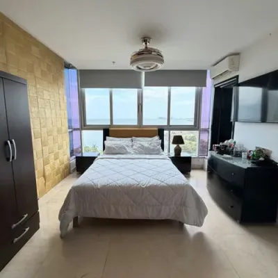 Apartamento amueblado de 130 m² en villa del mar, avenida balboa, con 2 recámaras, 2 baños, vista