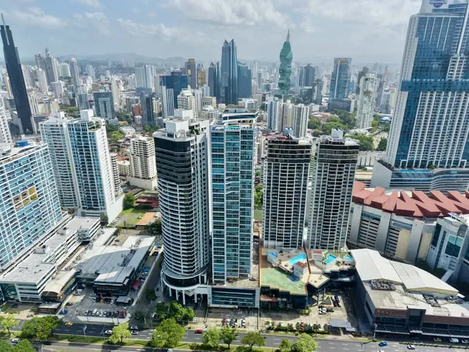 Apartamento 1 recámara en Grand Bay Tower, Avenida Balboa — 2