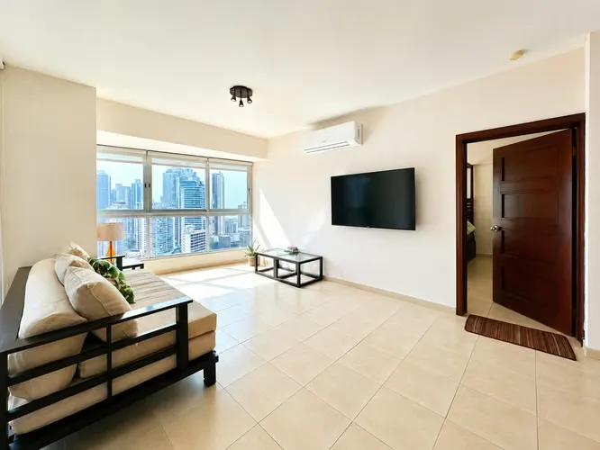 Apartamento 1 recámara en Grand Bay Tower, Avenida Balboa — 4