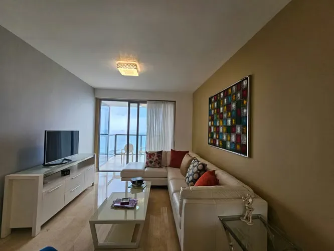 Apartamento mobiliado com 2 quartos em YOO, Avenida Balboa — 2