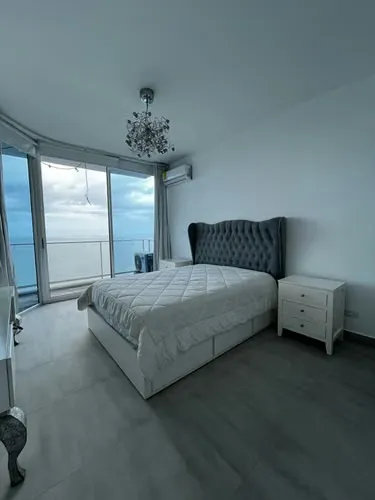 Möblierte 2-Zimmer-Wohnung im PH Destiny, Balboa — 2