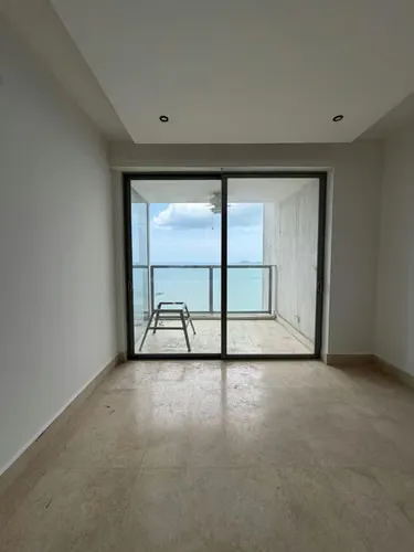 Apartamento 2 recámaras en edificio Yoo Panamá, Avenida Balboa — 2
