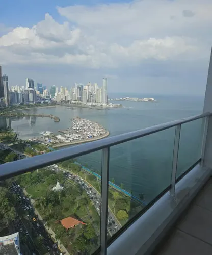 Apartamento mobiliado com 2 quartos no PH Destiny, Avenida Balboa — 2