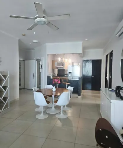 Apartamento mobiliado com 2 quartos no PH Destiny, Avenida Balboa — 4