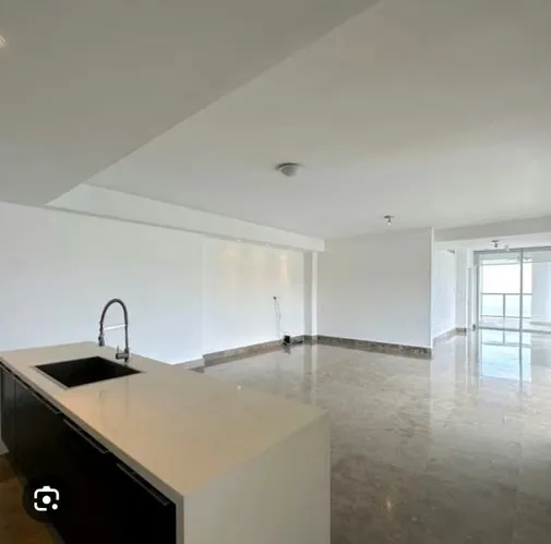 Apartamento 2 recámaras en edificio Yoo, Avenida Balboa — 3