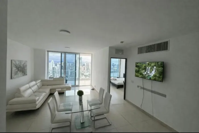 Amplio apartamento 1 recámara en PH Destiny, Avenida Balboa — 3