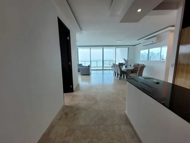 Apartamento mobiliado com 3 quartos no PH Sky, Avenida Balboa — 2