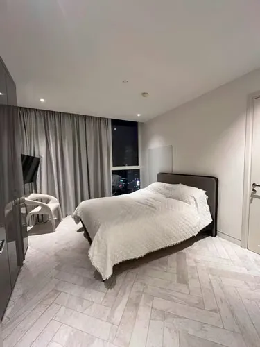 Apartamento reformado com 3 quartos na Avenida Balboa — 5