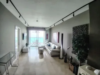 Apartamento amueblado de 1 recámara en avenida balboa, con balcón, vista al mar y 1 estacionamient