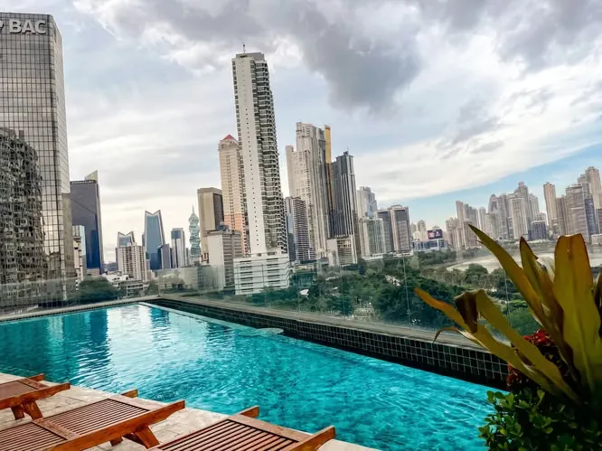 Se vende apartamento en avenida balboa | vistas directas al océano - ip — 2