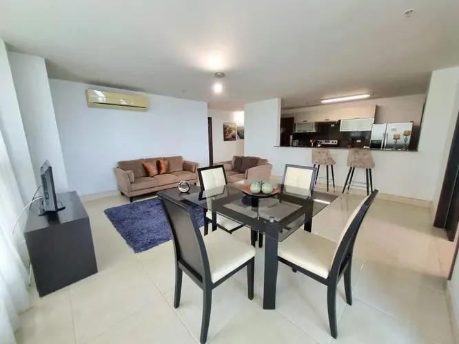 Apartamento en avenida balboa · 125 m² · vista a la bahía · ph villa del mar — 4