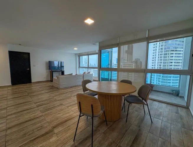 Apartamento mobiliado de 1 quarto no Bayfront Tower, Avenida Balboa — 2