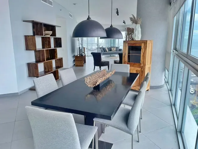 Apartamento moderno de 2 quartos no Yacht Club, Avenida Balboa — 5