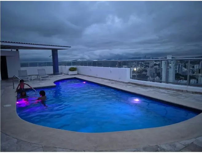 Apartamento amoblado 3 recámaras en PH Sky, Avenida Balboa — 3