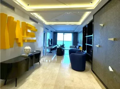 174 m² wohnung in art & yoo, avenida balboa, mit meerblick. sie verfügt über 2 schlafzimmer, 2 ba
