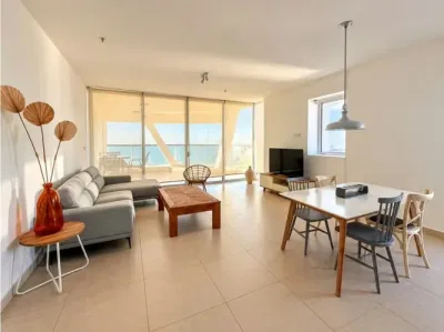 Möblierte wohnung in der avenida balboa mit 150 m², 1 schlafzimmer, 1.5 badezimmer, großem balkon