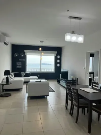 Möbliertes 1-zimmer-apartment in vista del mar, avenida balboa, mit blick auf das meer und die stad