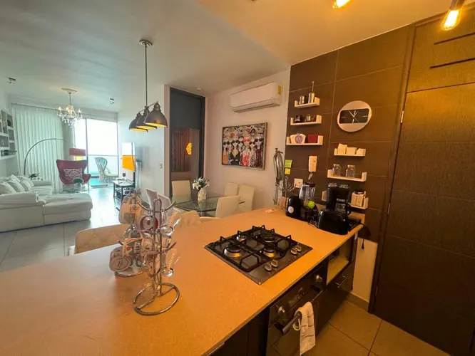 2-Bedroom Apartment in Element Tower, Avenida Balboa — 3