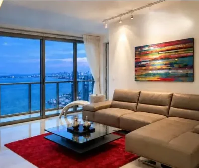 Möblierte wohnung mit 4 schlafzimmern und 4.5 bädern in yoo panama, avenida balboa. renoviert, mit