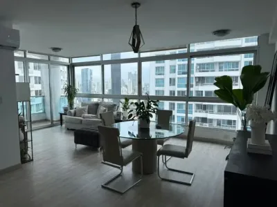 98 m² wohnung im ph bayfront, avenida balboa. es verfügt über 1 schlafzimmer, 1,5 badezimmer, par