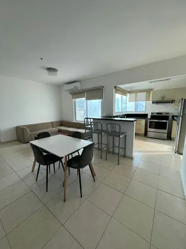2-bedroom apartment on Avenida Balboa, ocean view — 4