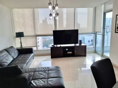 Apartamento amoblado en alquiler en villa del mar, avenida balboa. cuenta con 2 recámaras, 2 baños