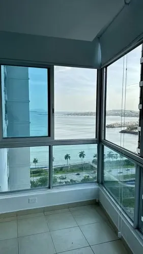 Apartamento amoblado 1 recámara en Bayfront Tower, Av. Balboa — 2