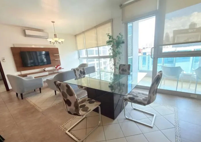 Möbliertes 1-Zimmer-Apartment in Grand Bay Tower, Avenida Balboa — 2