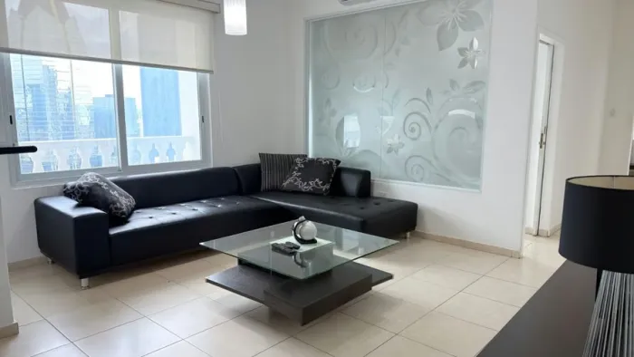 Apartamento amoblado 2 recámaras en Avenida Balboa — 2