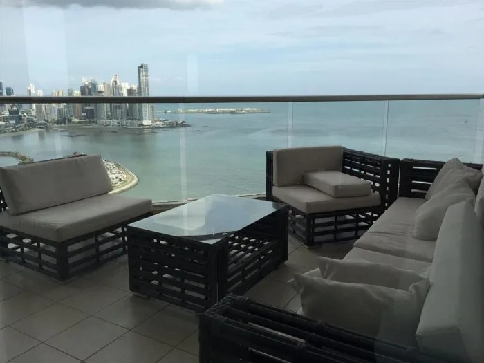 Rivage tower en av. balboa (id 11528)  — 5