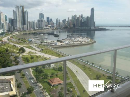 Apartment in avenida balboa - id 3880