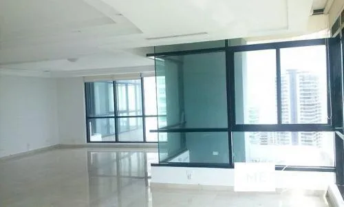 Alquilo/vendo apartamento ave balboa miramar 3rec - id 4891 — 4