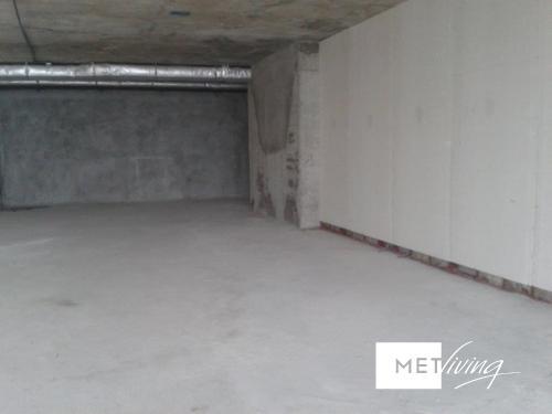 Alquilo oficina  ave. balboa bicsa tower 200mts - id 5242