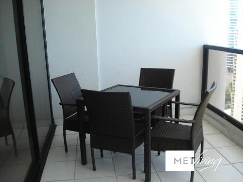 Alquilo apartamento amoblado avebalboa 3recamaras - id 5487