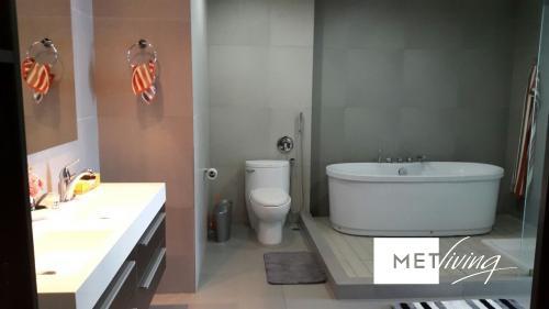 Alquilo/vendo apartamento avebalboa yacht club 2rec - id 5835