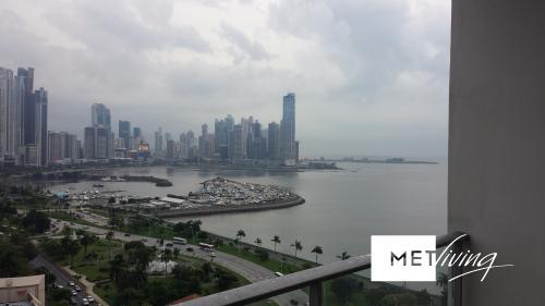 Furnished apartment for rent avebalboa 2 bedrooms - id 5916