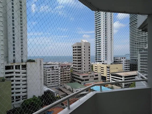 Vendo apartamento confortable en ph aquazul, bellavista — 2