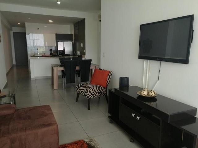Furnished apartment for rent in ph element, avenida balboa