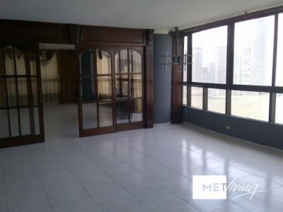 Spectacular apartment in front of the sea one floor per apartment panoramic view of the city and the