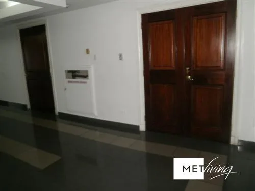 Oficina en avenida balboa - id 3752 — 2