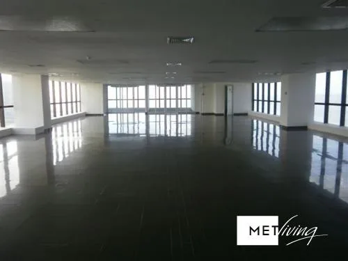 Oficina en avenida balboa - id 3752 — 5