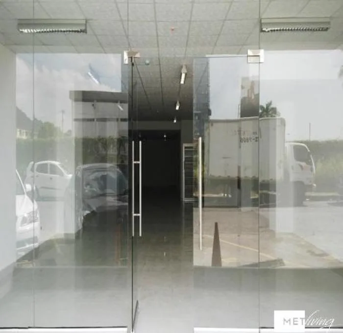 commercial space for rent ave balboa h2o 188mts - id 6909